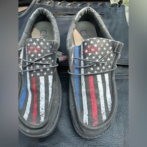 Hey dude men’s size 10